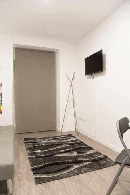 Comodo Y Agradable Estudio En Madrid Centro A5 Εξωτερικό φωτογραφία