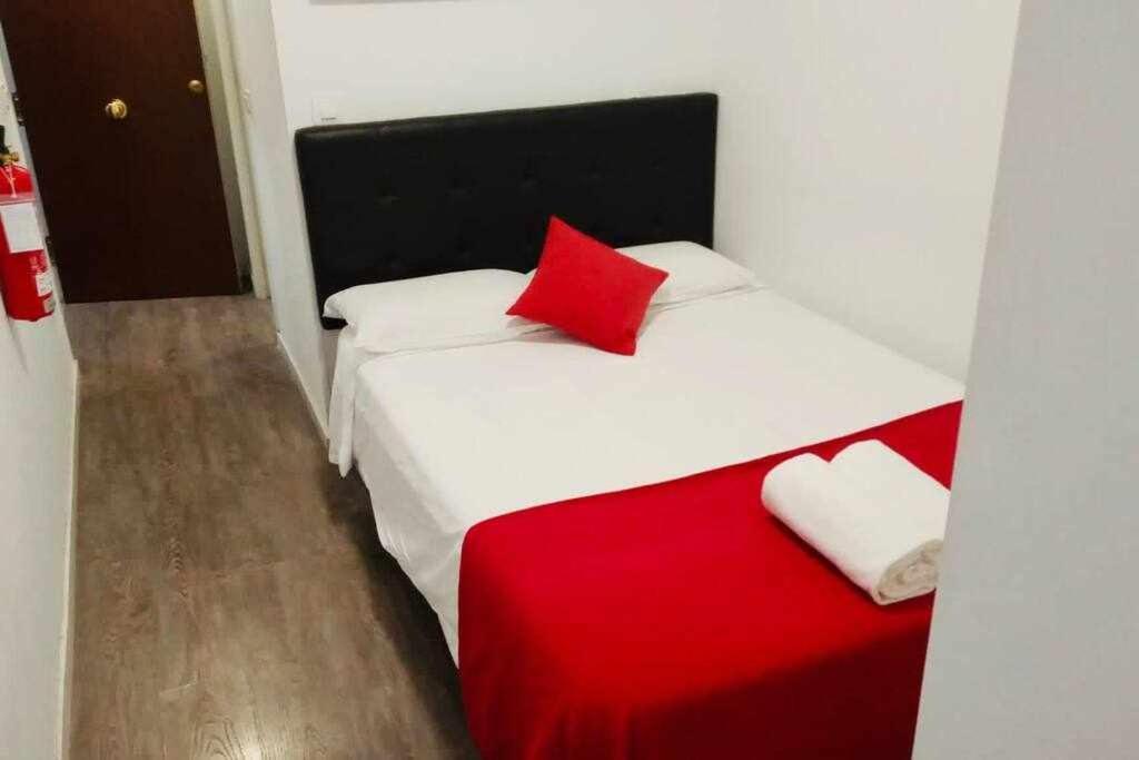 Comodo Y Agradable Estudio En Madrid Centro A5 Εξωτερικό φωτογραφία